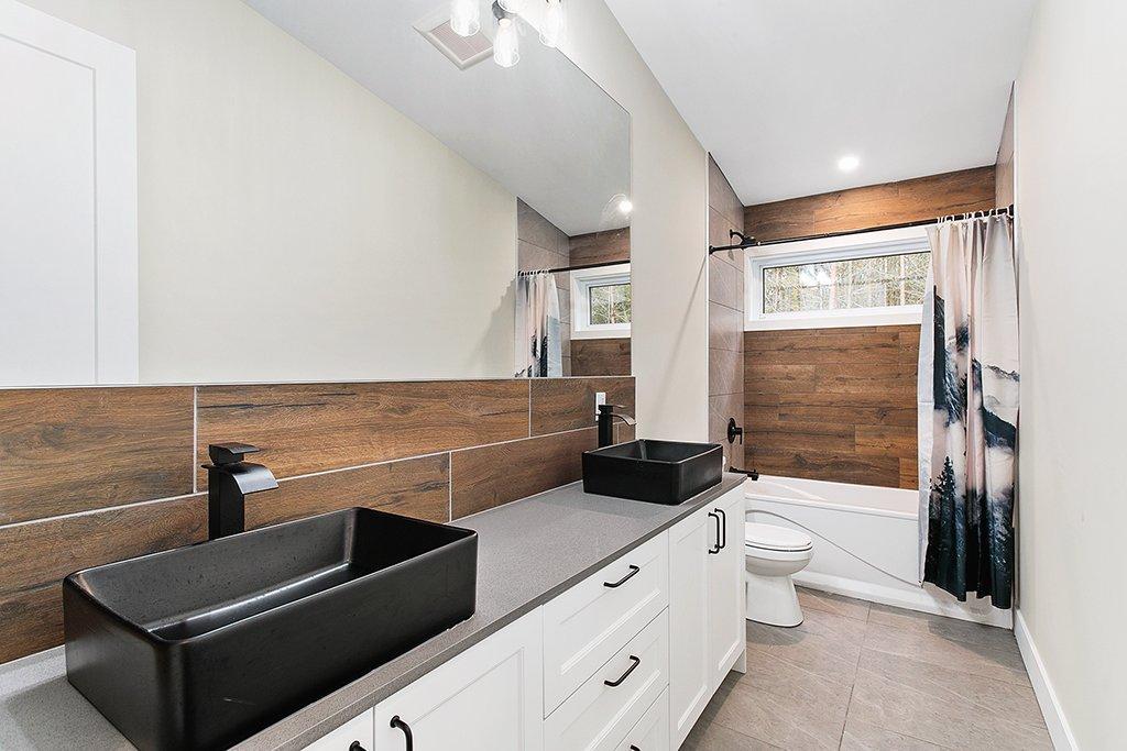 









24


Rue Second

,
Otter Lake,




QC
J0X2P0

