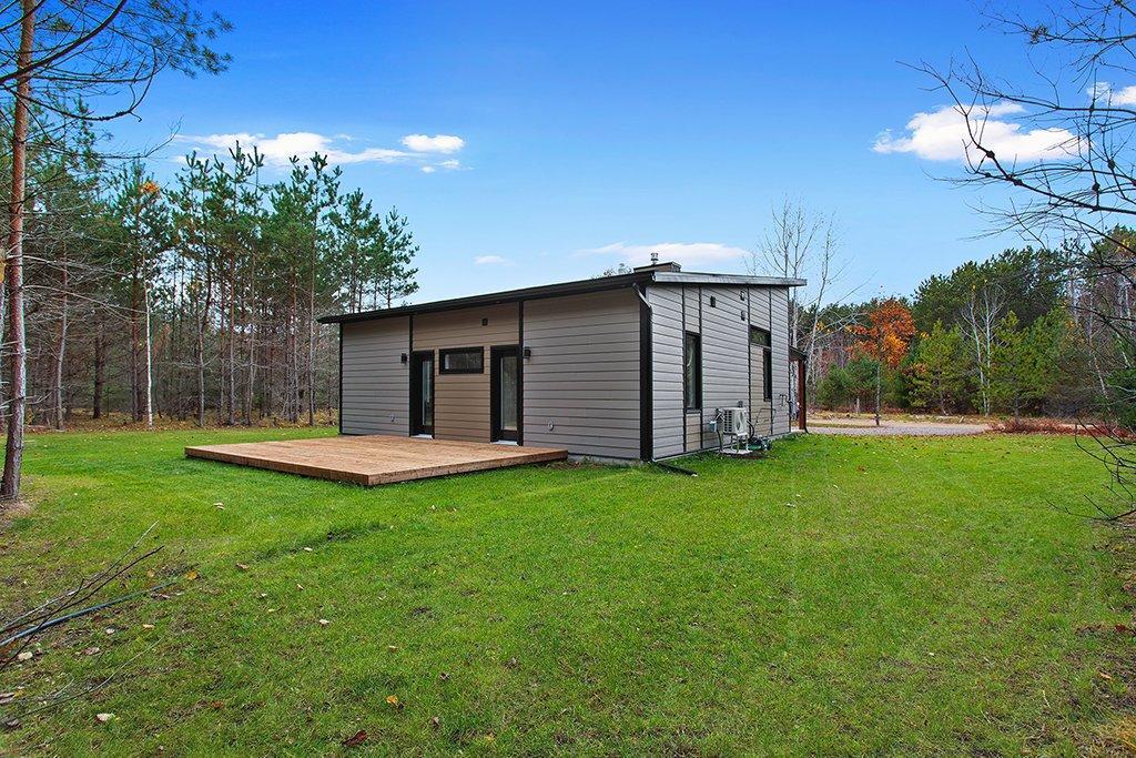 









24


Rue Second

,
Otter Lake,




QC
J0X2P0

