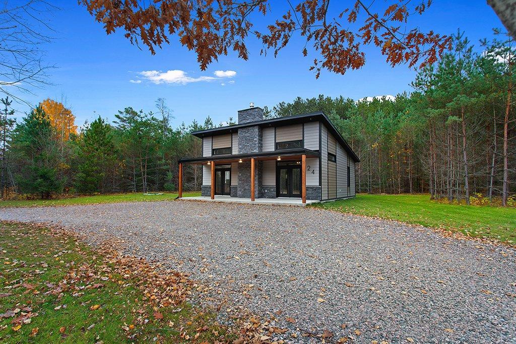 









24


Rue Second

,
Otter Lake,




QC
J0X2P0

