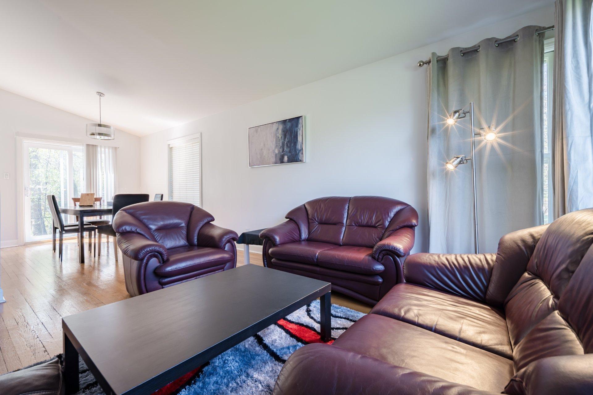 









136


Lincoln Drive

,
Beaconsfield,




QC
H9W1M6

