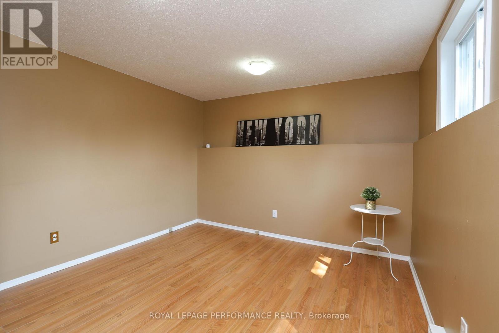 












A - 2 LOVELL LANE

,
Ottawa,




Ontario
K2H9B6

