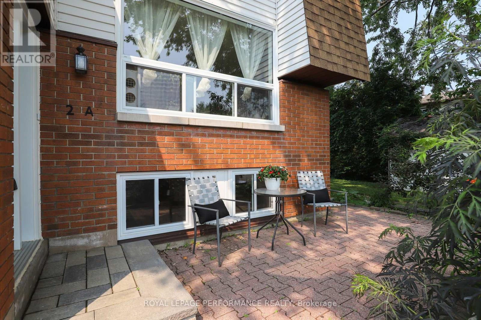 












A - 2 LOVELL LANE

,
Ottawa,




Ontario
K2H9B6

