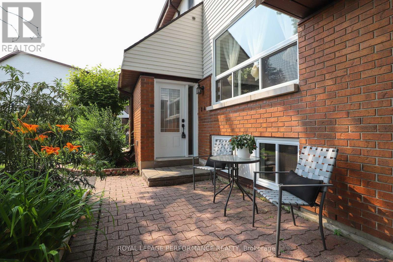 












A - 2 LOVELL LANE

,
Ottawa,




Ontario
K2H9B6

