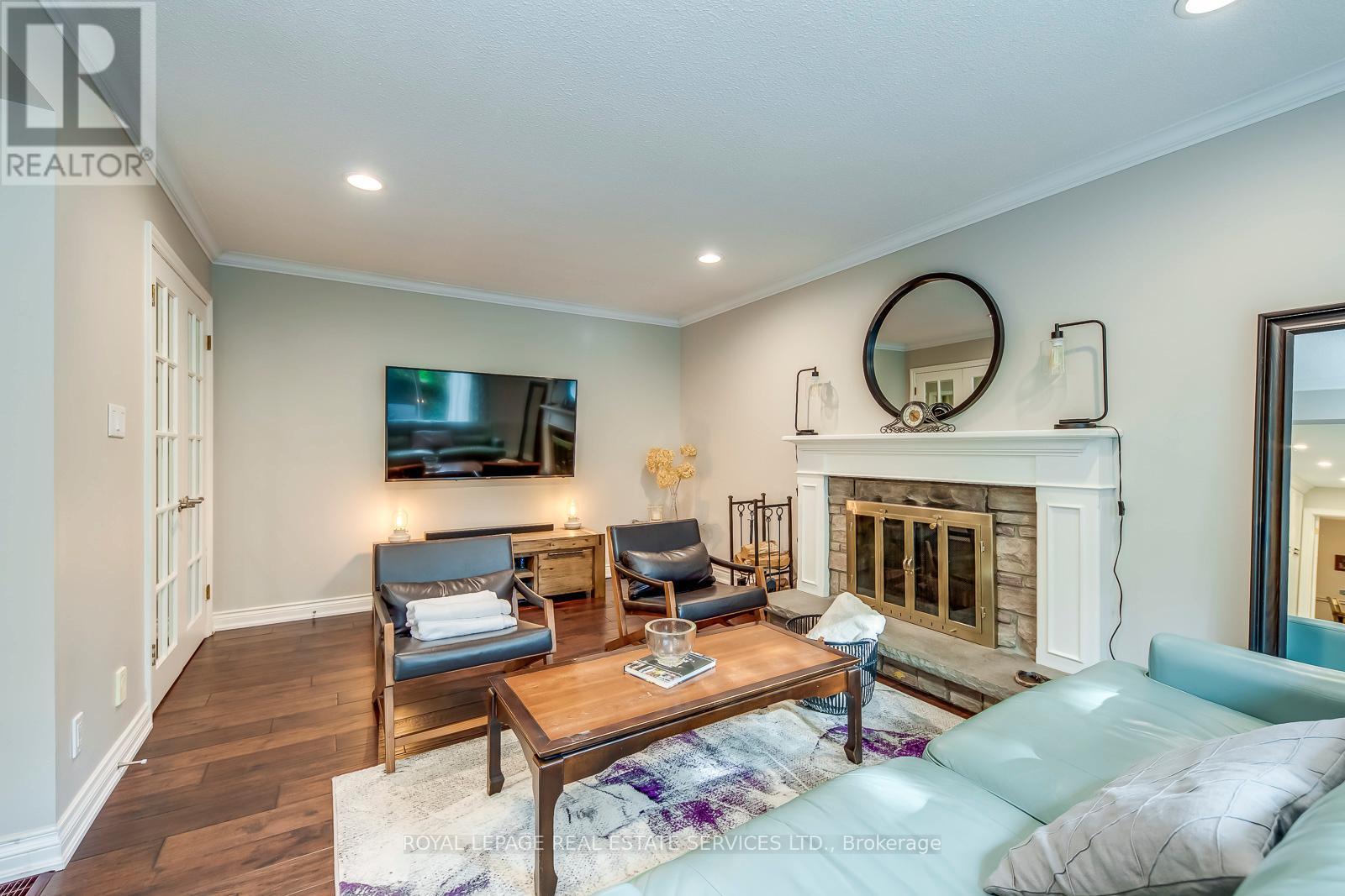 












1460 CAULDER DRIVE

,
Oakville,




Ontario
L6J5S9

