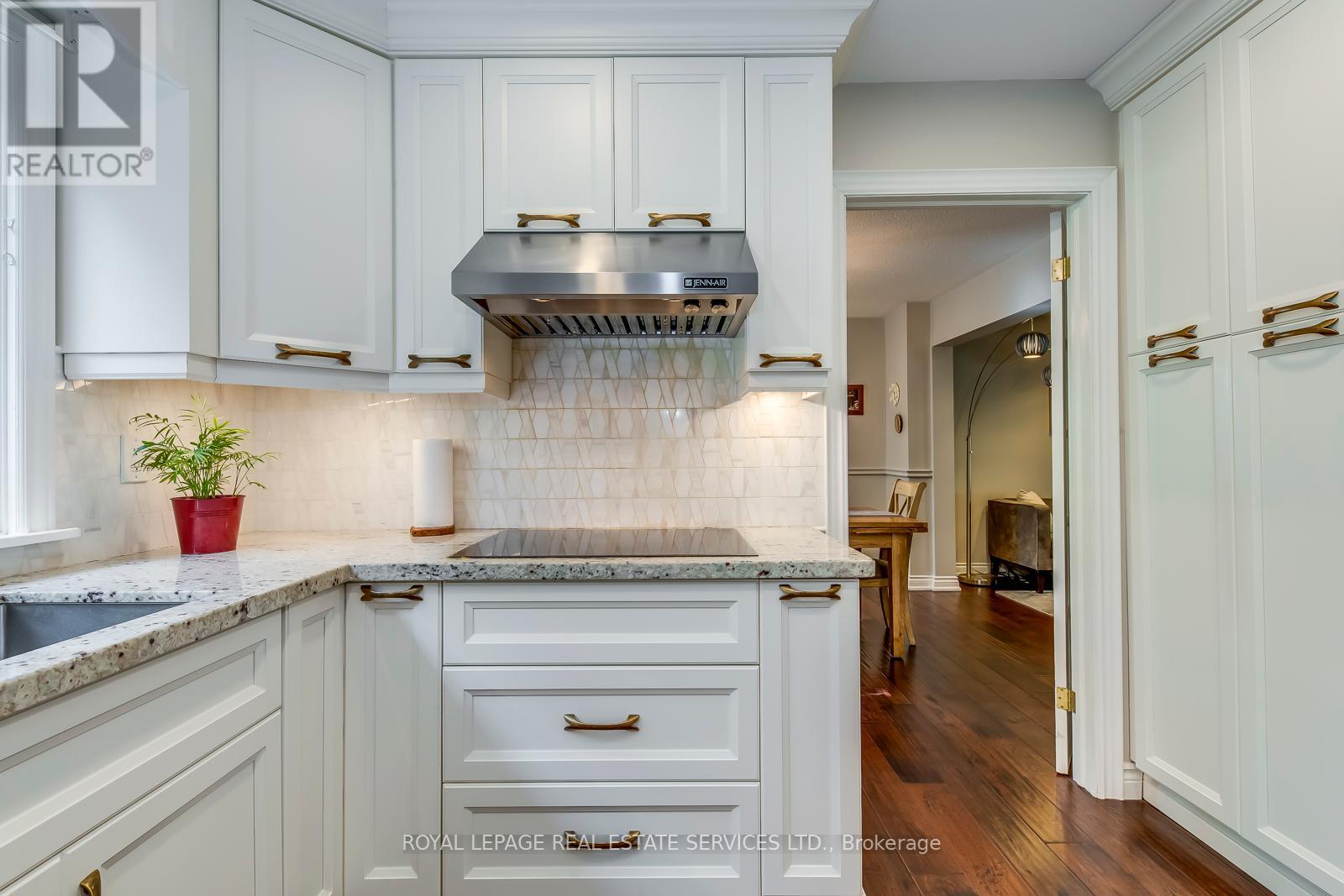 












1460 CAULDER DRIVE

,
Oakville,




Ontario
L6J5S9


