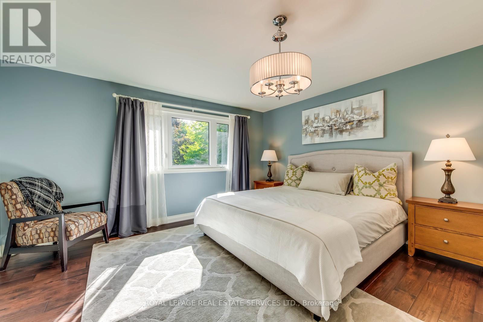 












1460 CAULDER DRIVE

,
Oakville,




Ontario
L6J5S9

