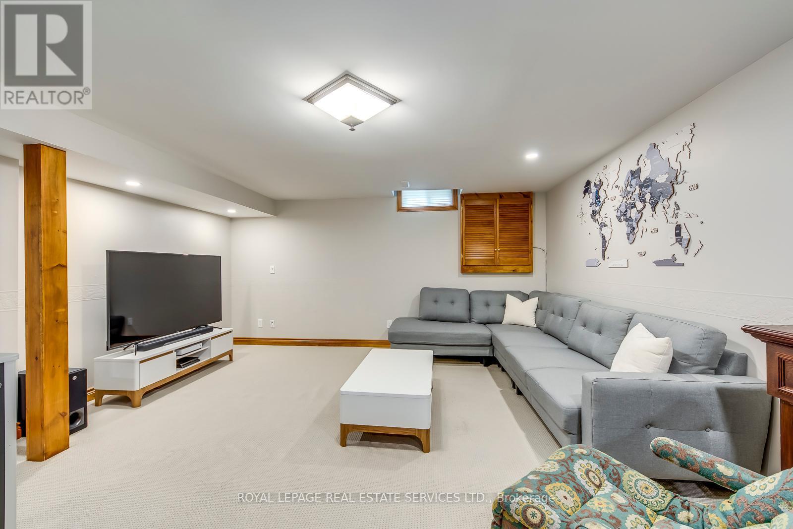 












1460 CAULDER DRIVE

,
Oakville,




Ontario
L6J5S9

