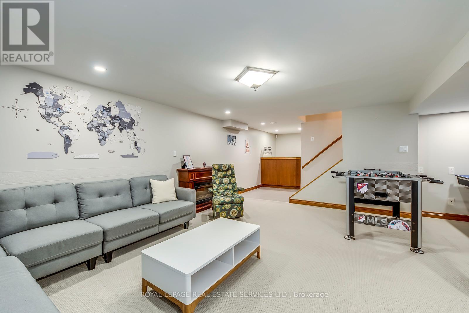 












1460 CAULDER DRIVE

,
Oakville,




Ontario
L6J5S9

