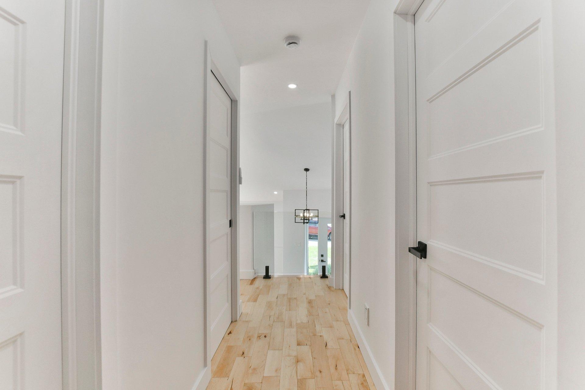 









995


Boul. Iberville

,
Repentigny (Repentigny),




QC
J5Y3A8

