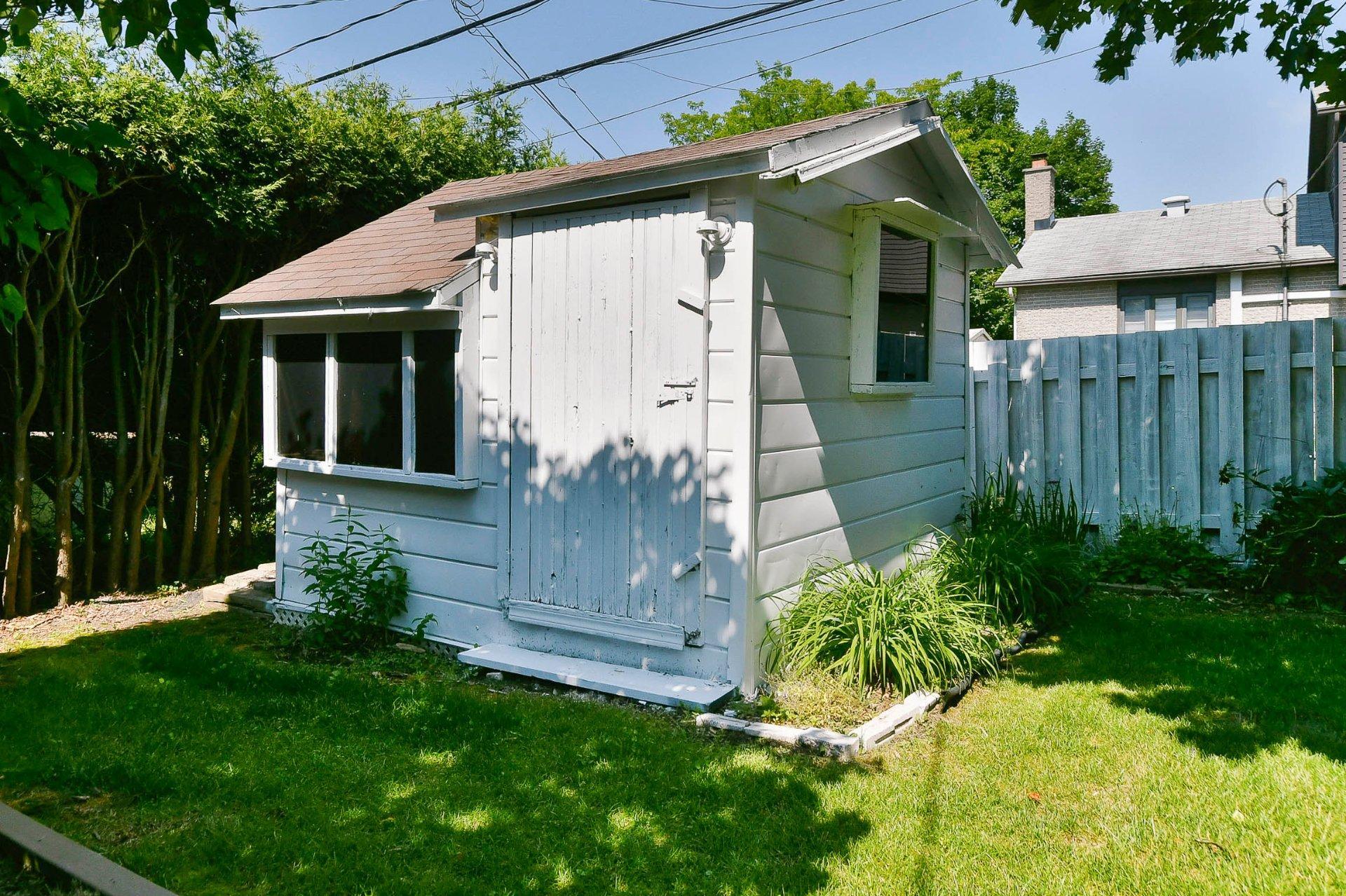 









995


Boul. Iberville

,
Repentigny (Repentigny),




QC
J5Y3A8

