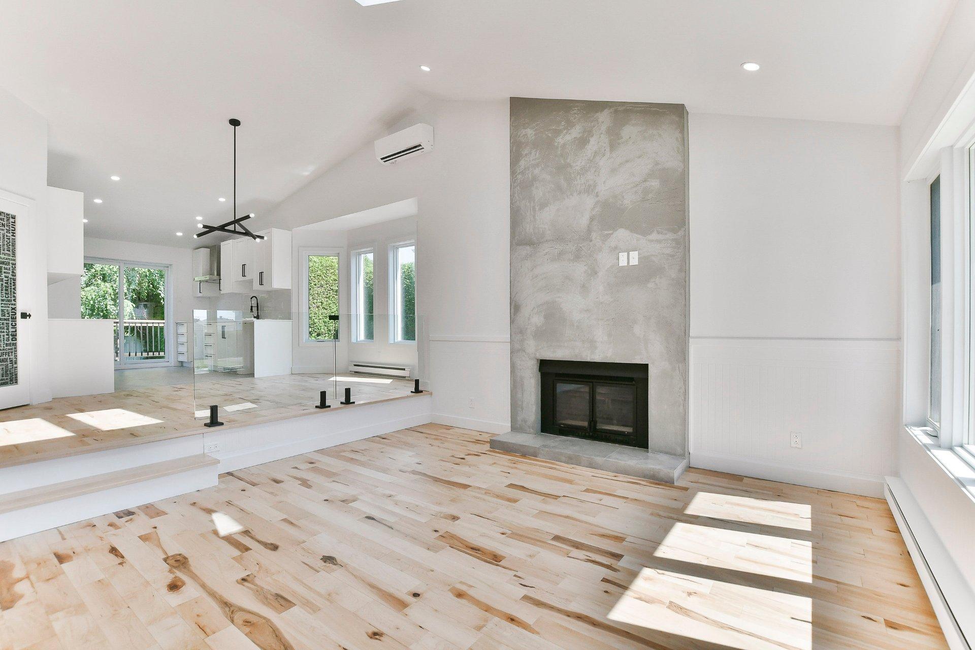 









995


Boul. Iberville

,
Repentigny (Repentigny),




QC
J5Y3A8

