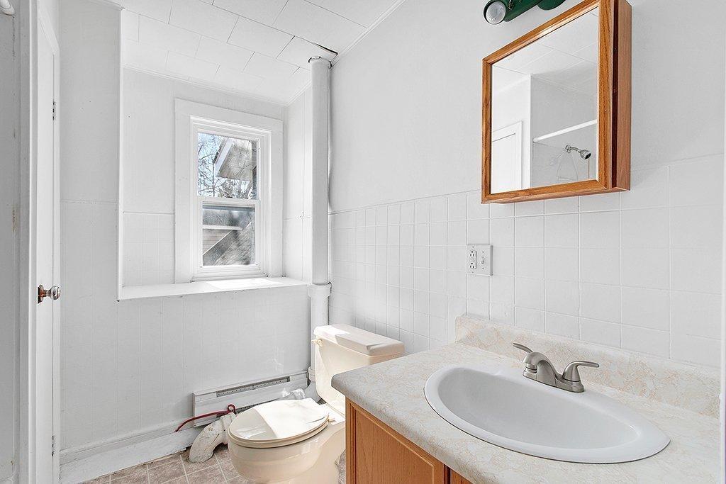 









2144


Route 303

,
Thorne,




QC
J0X2A0

