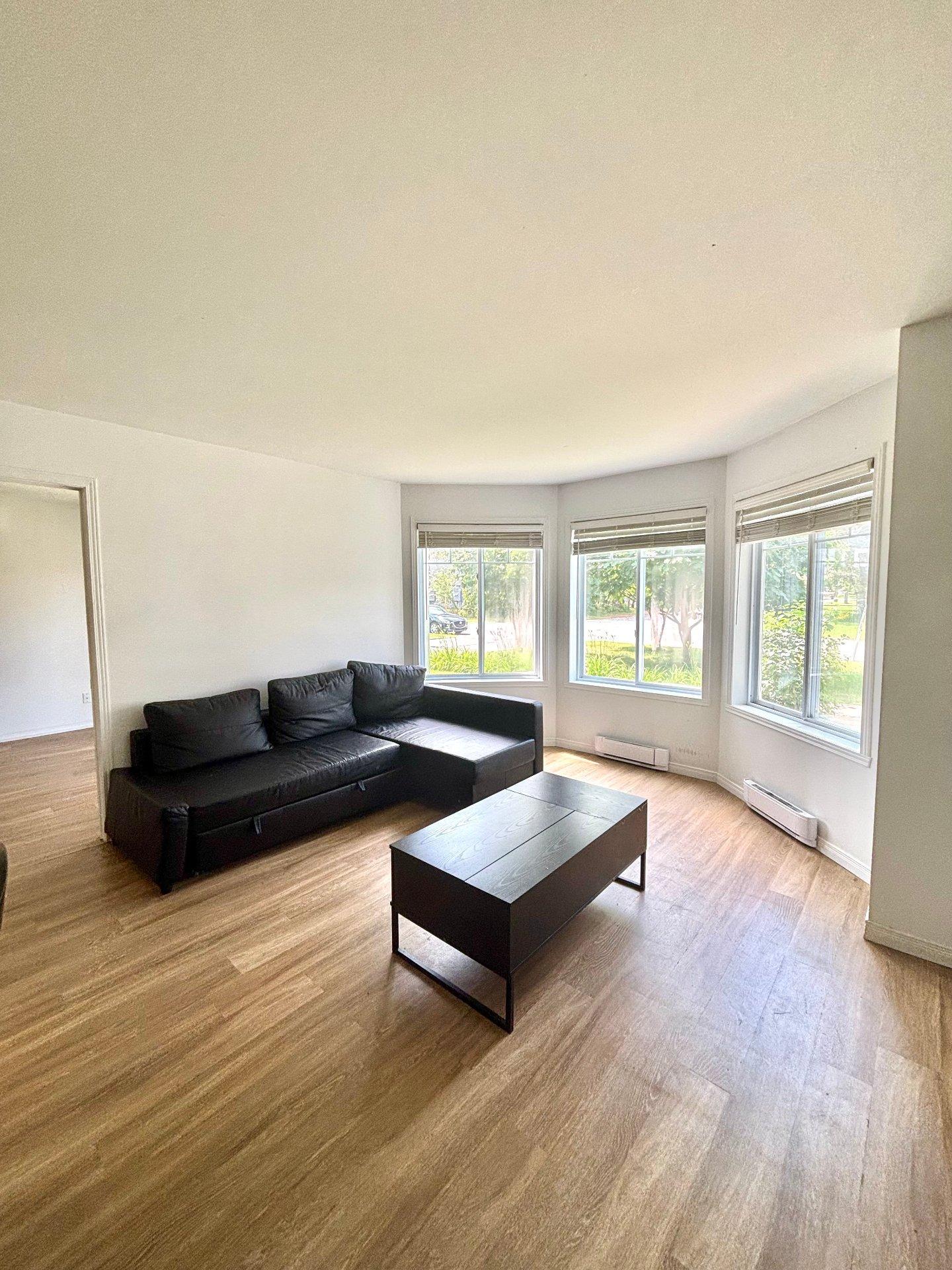 









660


Rue Proulx

, 2,
Mont-Tremblant,




QC
J8E2S6

