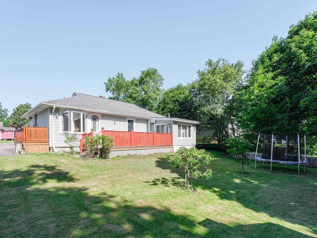 












14 Donwood Drive

,
Charlottetown,




PE
C1A 5L2

