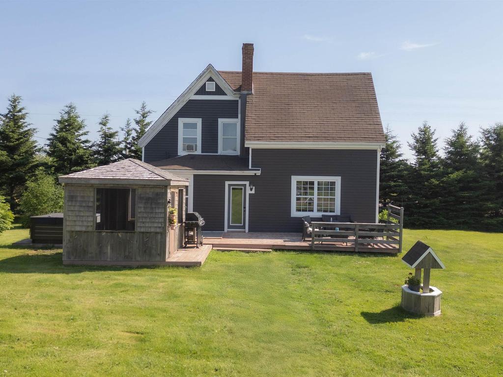 












2558 Mount Stewart Road

,
Peakes,




PE
C0A 1T0

