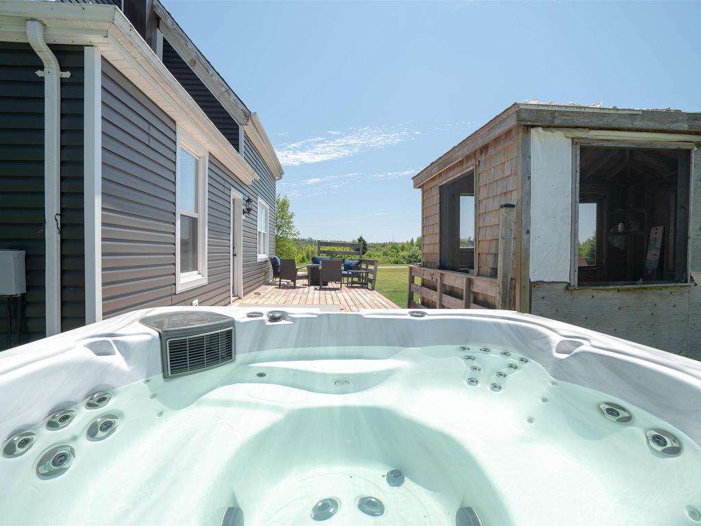 












2558 Mount Stewart Road

,
Peakes,




PE
C0A 1T0

