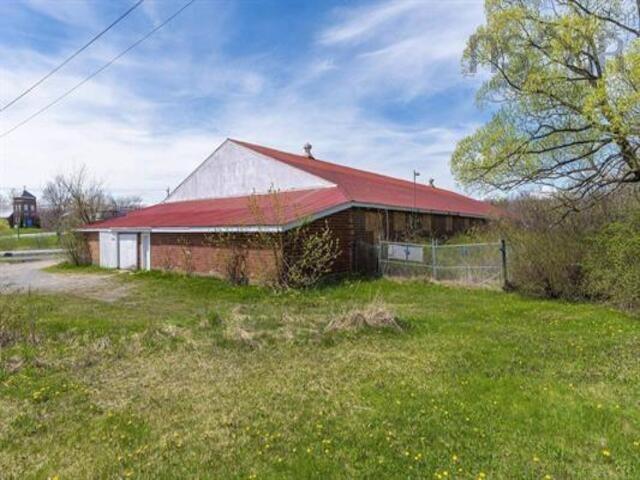 












31 Highway 277

,
East Hants,




NS
B2S 1S4

