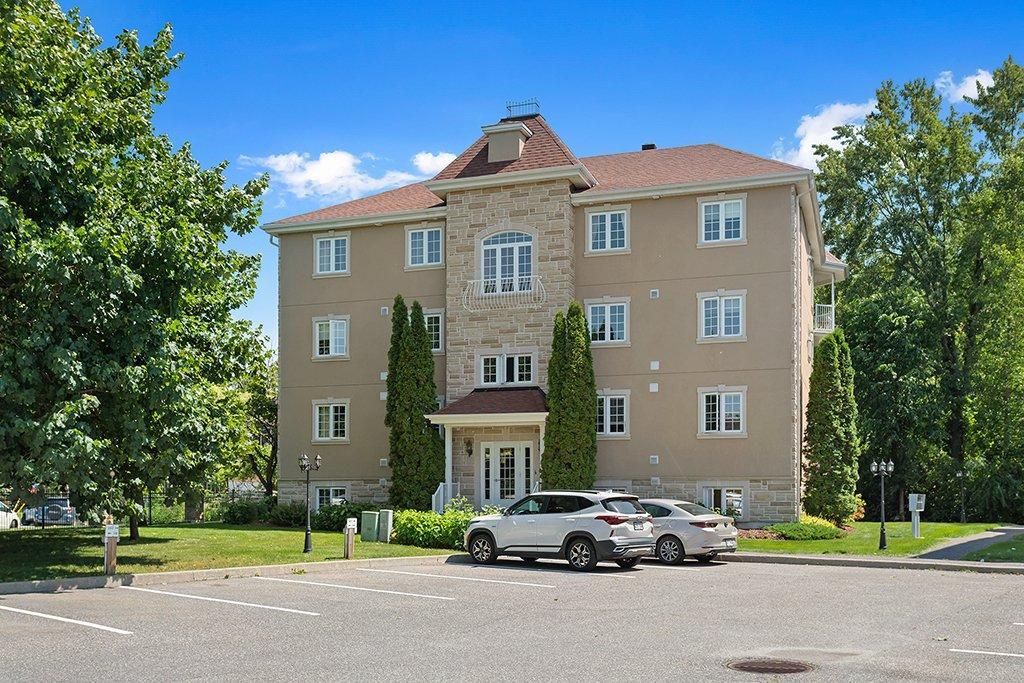 









60


Rue de Minervois

, 101,
Gatineau (Aylmer),




QC
J9H7R1

