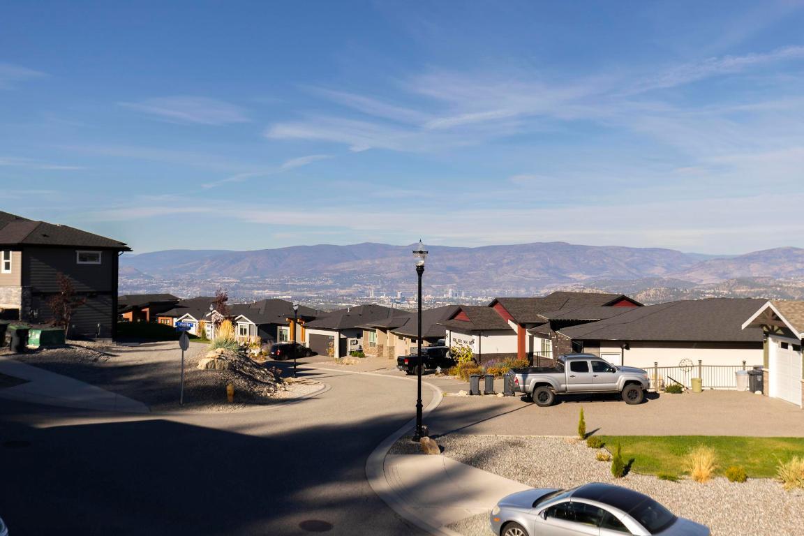 









2209


Lavetta

Drive,
Kelowna,




BC
V1P 1V1

