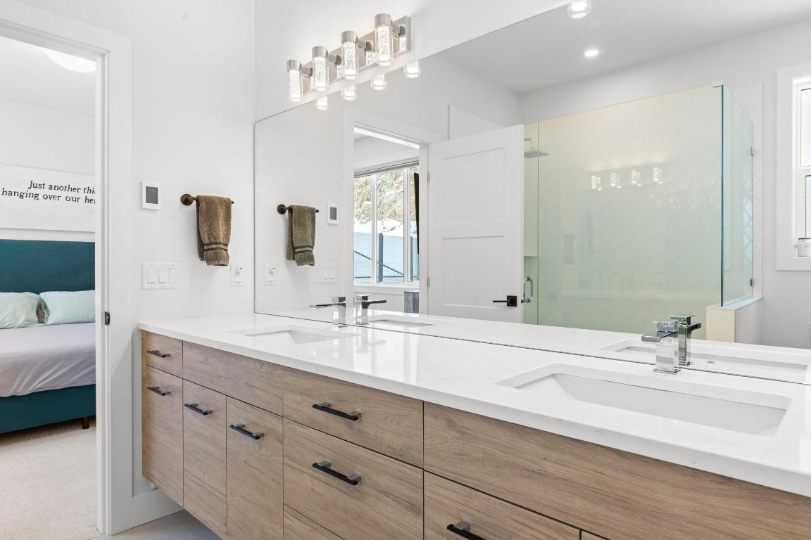 









2209


Lavetta

Drive,
Kelowna,




BC
V1P 1V1

