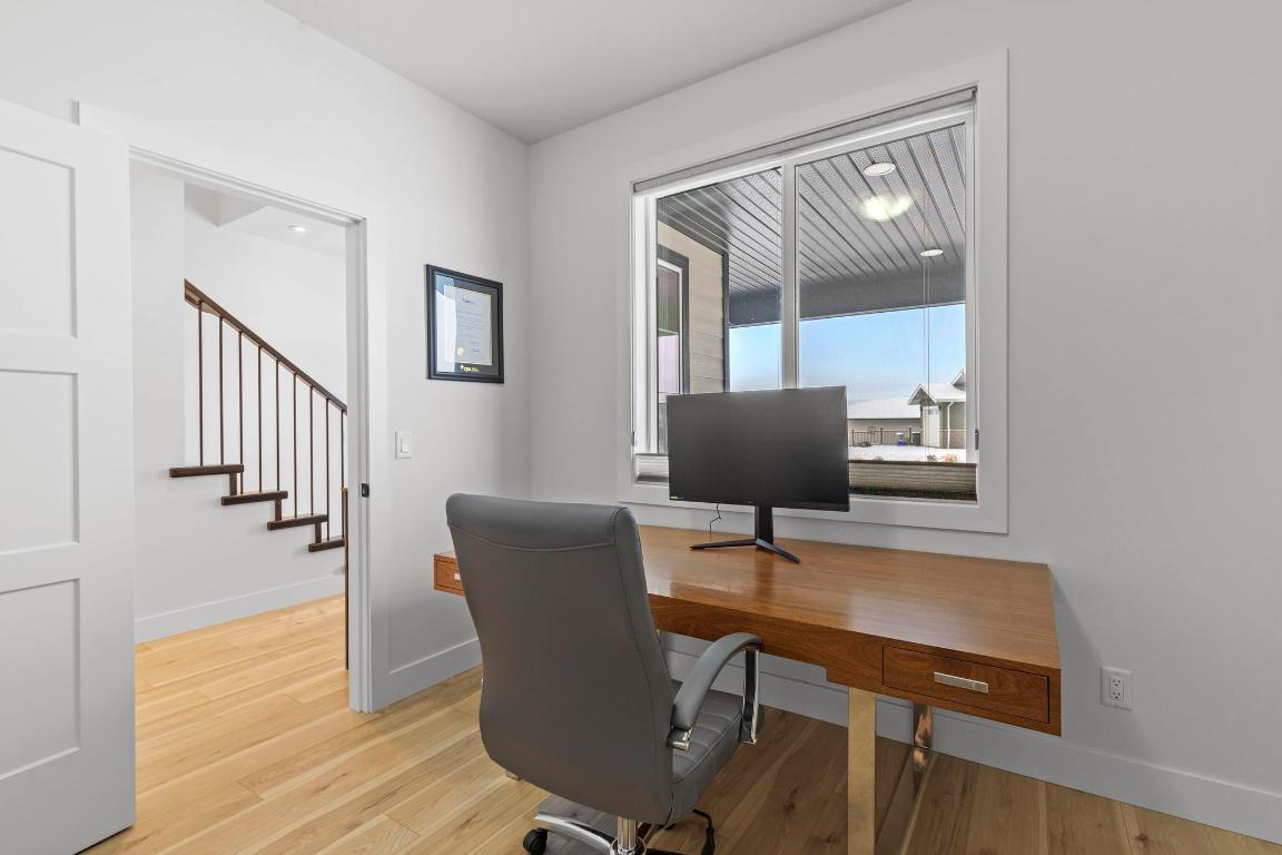 









2209


Lavetta

Drive,
Kelowna,




BC
V1P 1V1

