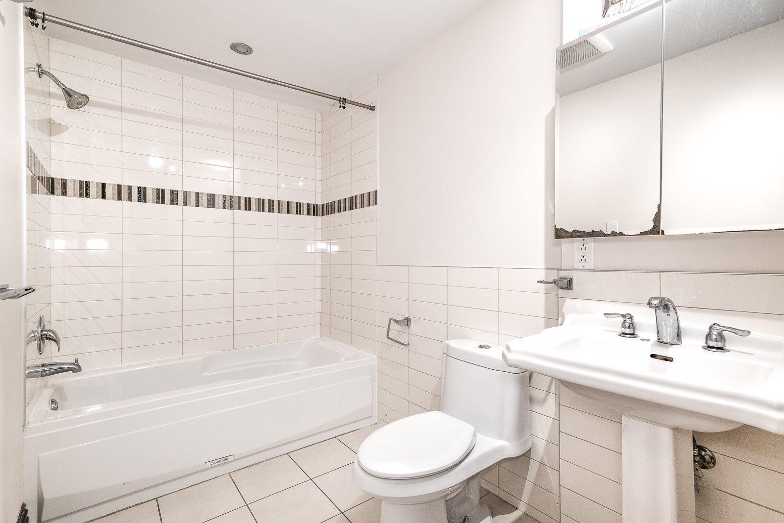 









5405


Boul. Rosemont

,
Montréal (Rosemont/La Petite-Patrie),




QC
H1T2G6

