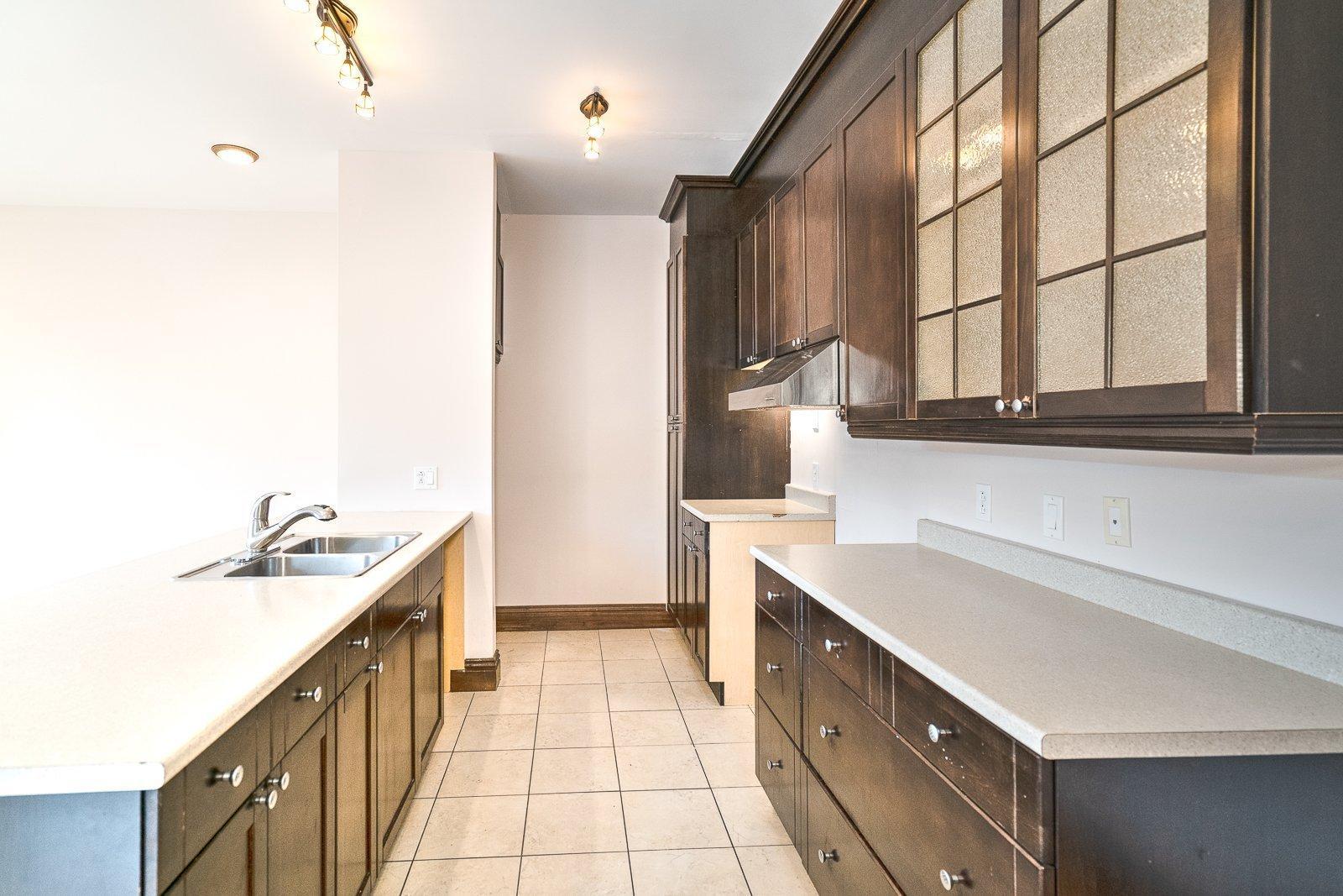 









5405


Boul. Rosemont

,
Montréal (Rosemont/La Petite-Patrie),




QC
H1T2G6

