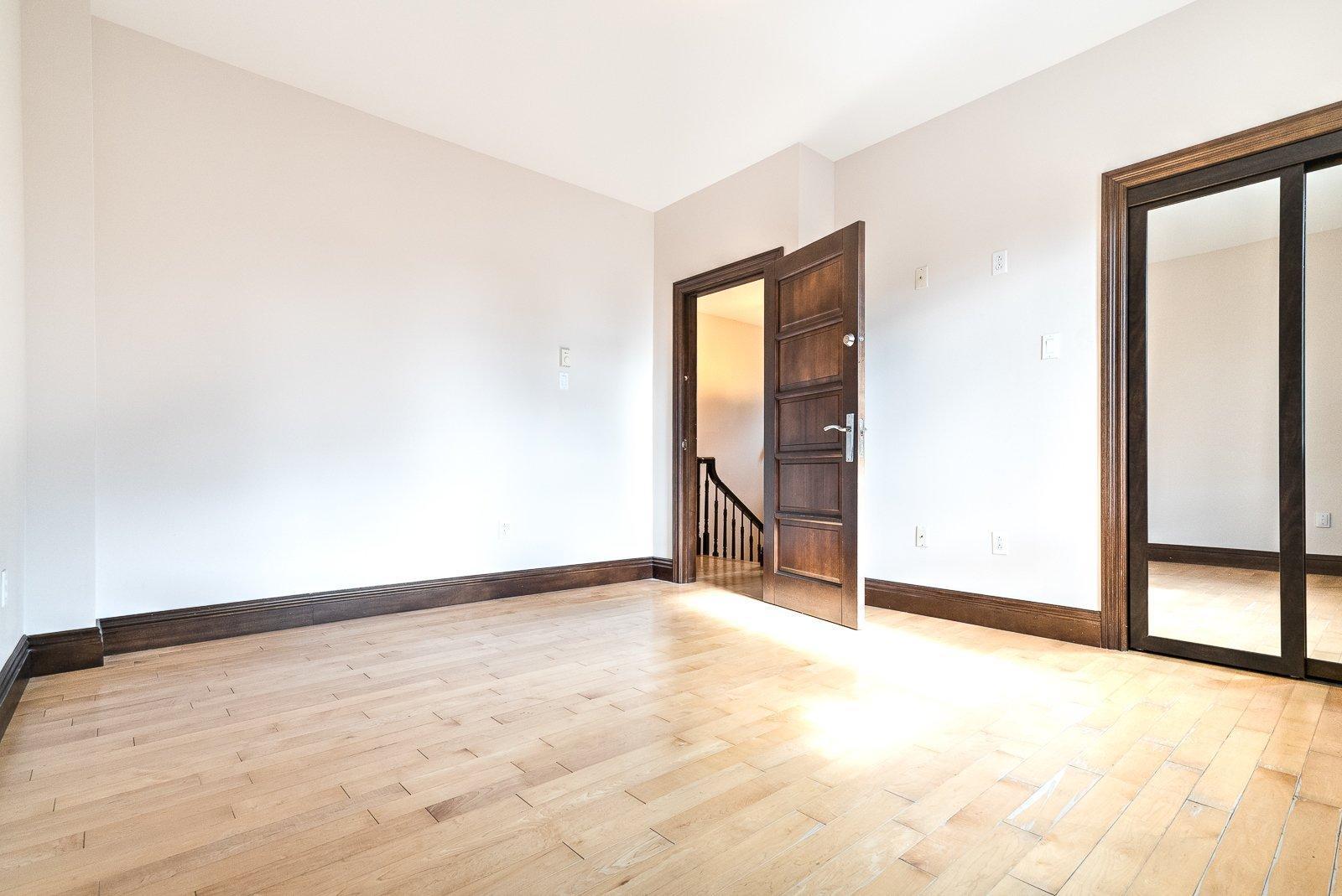 









5405


Boul. Rosemont

,
Montréal (Rosemont/La Petite-Patrie),




QC
H1T2G6

