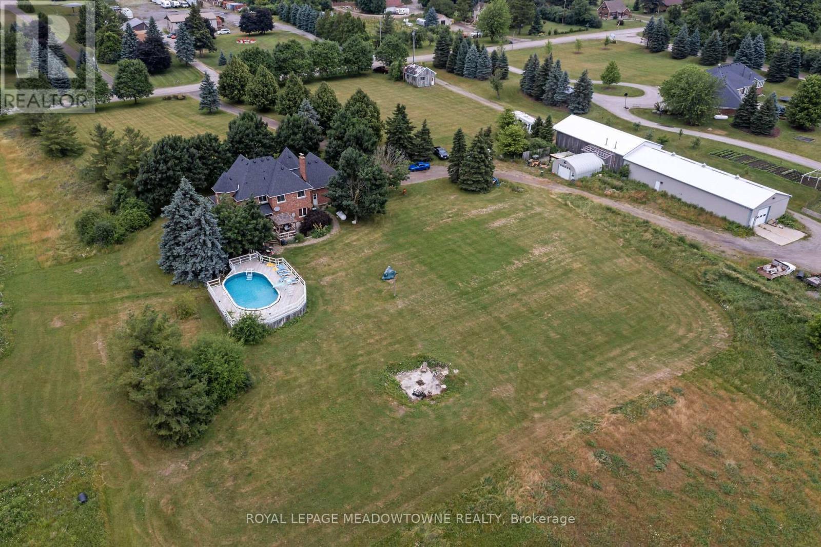 












692 5 CONCESSION W

,
Hamilton,




Ontario
L9H5E2

