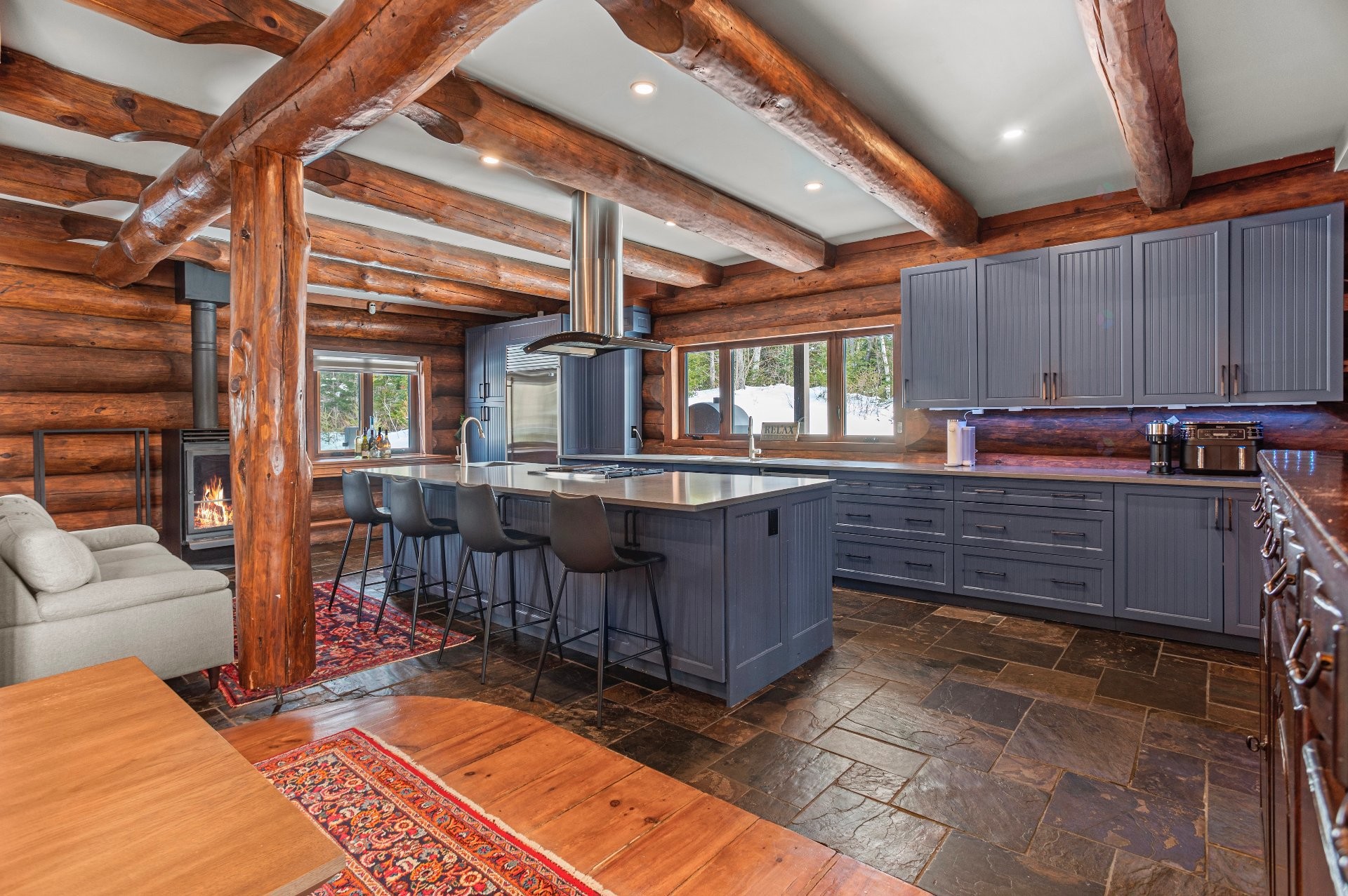 









494


Ch. de Chertsey

,
Estérel,




QC
J0T1L0

