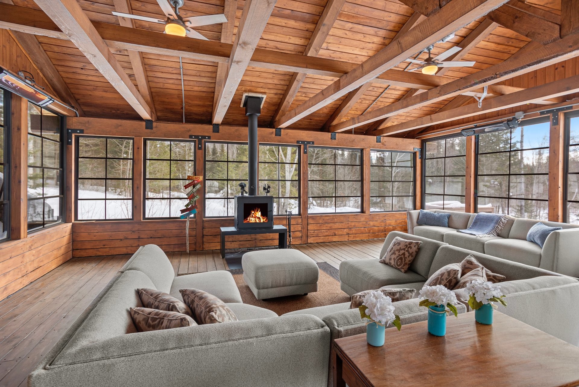 









494


Ch. de Chertsey

,
Estérel,




QC
J0T1L0

