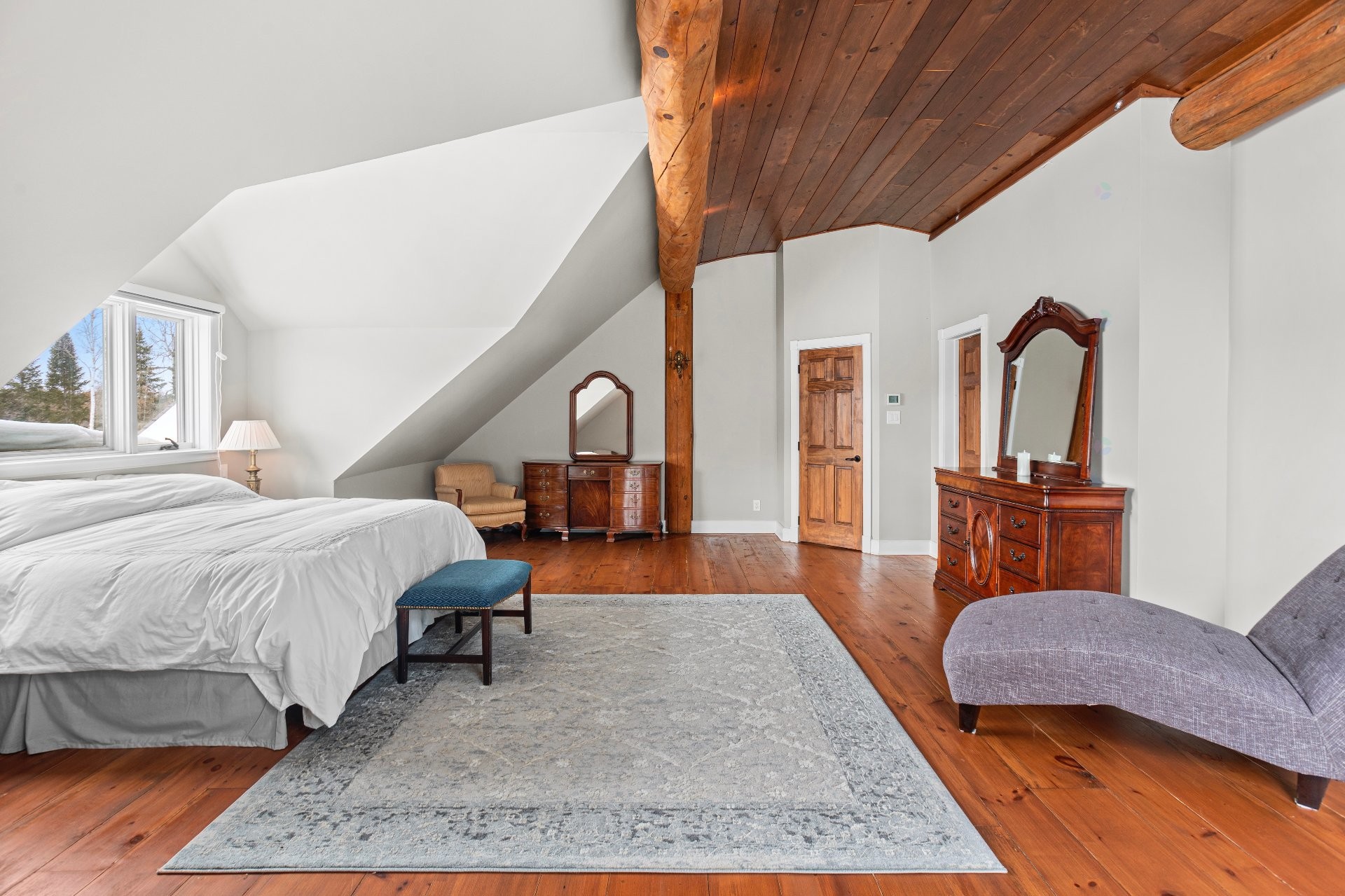 









494


Ch. de Chertsey

,
Estérel,




QC
J0T1L0

