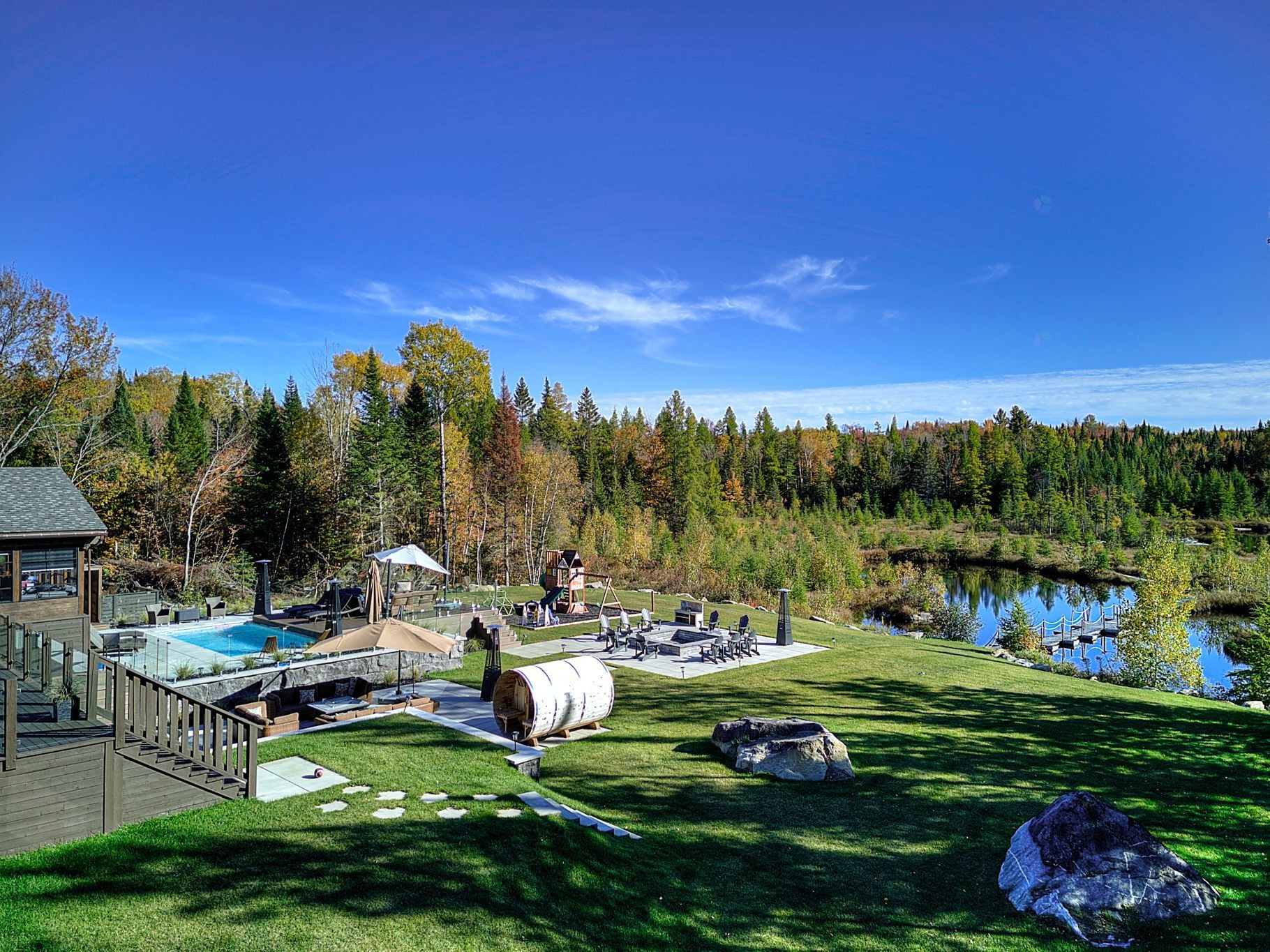 









494


Ch. de Chertsey

,
Estérel,




QC
J0T1L0

