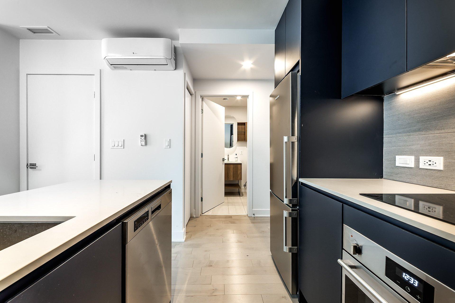 









2300


Rue Tupper

, 2108,
Montréal (Ville-Marie),




QC
H3H0B9

