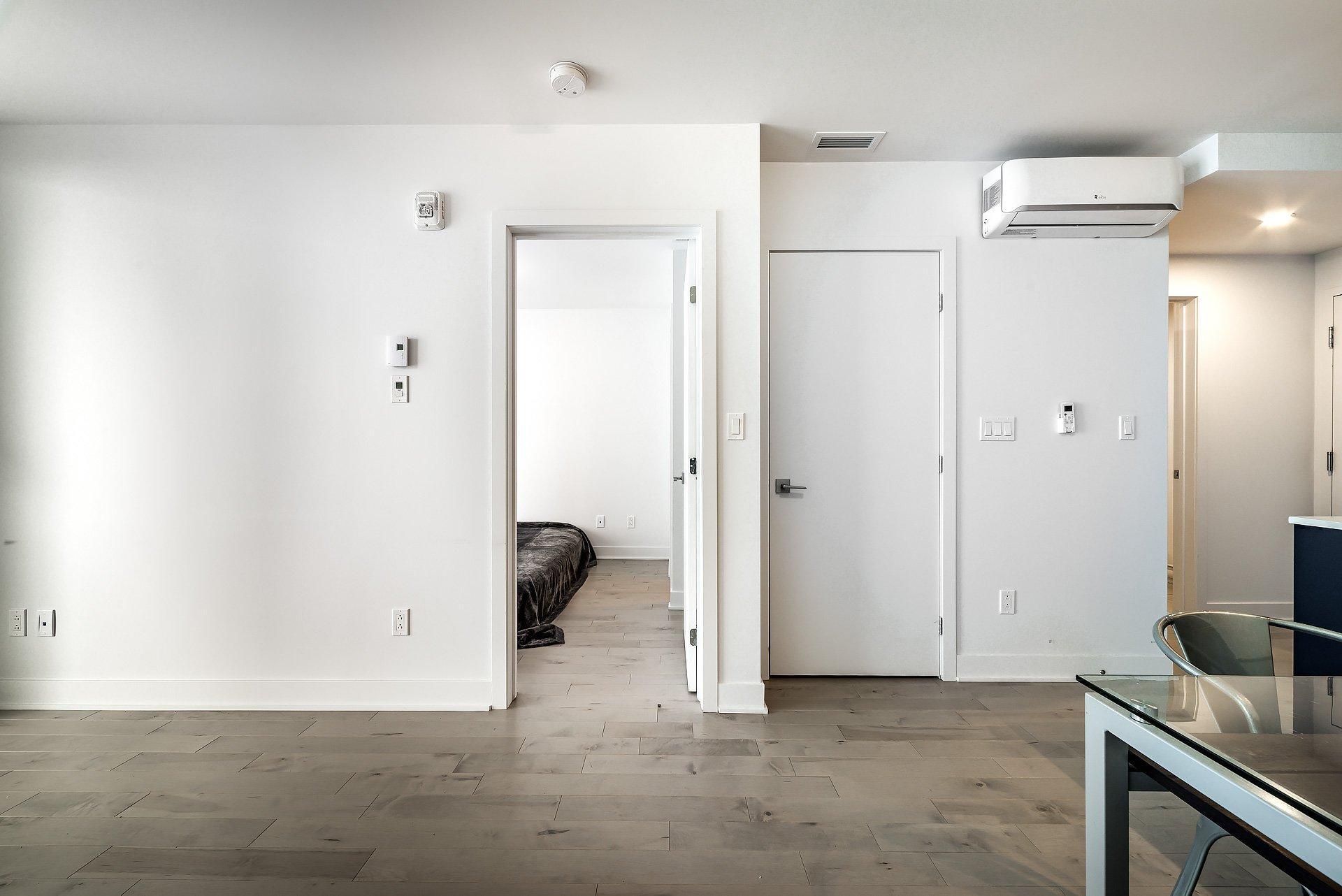 









2300


Rue Tupper

, 2108,
Montréal (Ville-Marie),




QC
H3H0B9

