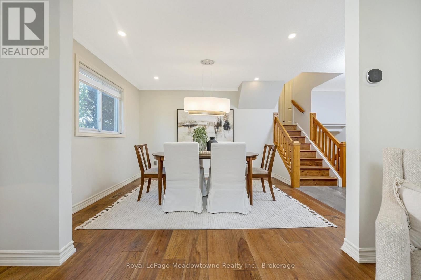 












738 ROBERTSON CRESCENT

,
Milton (TM Timberlea),




Ontario
L9T4W4

