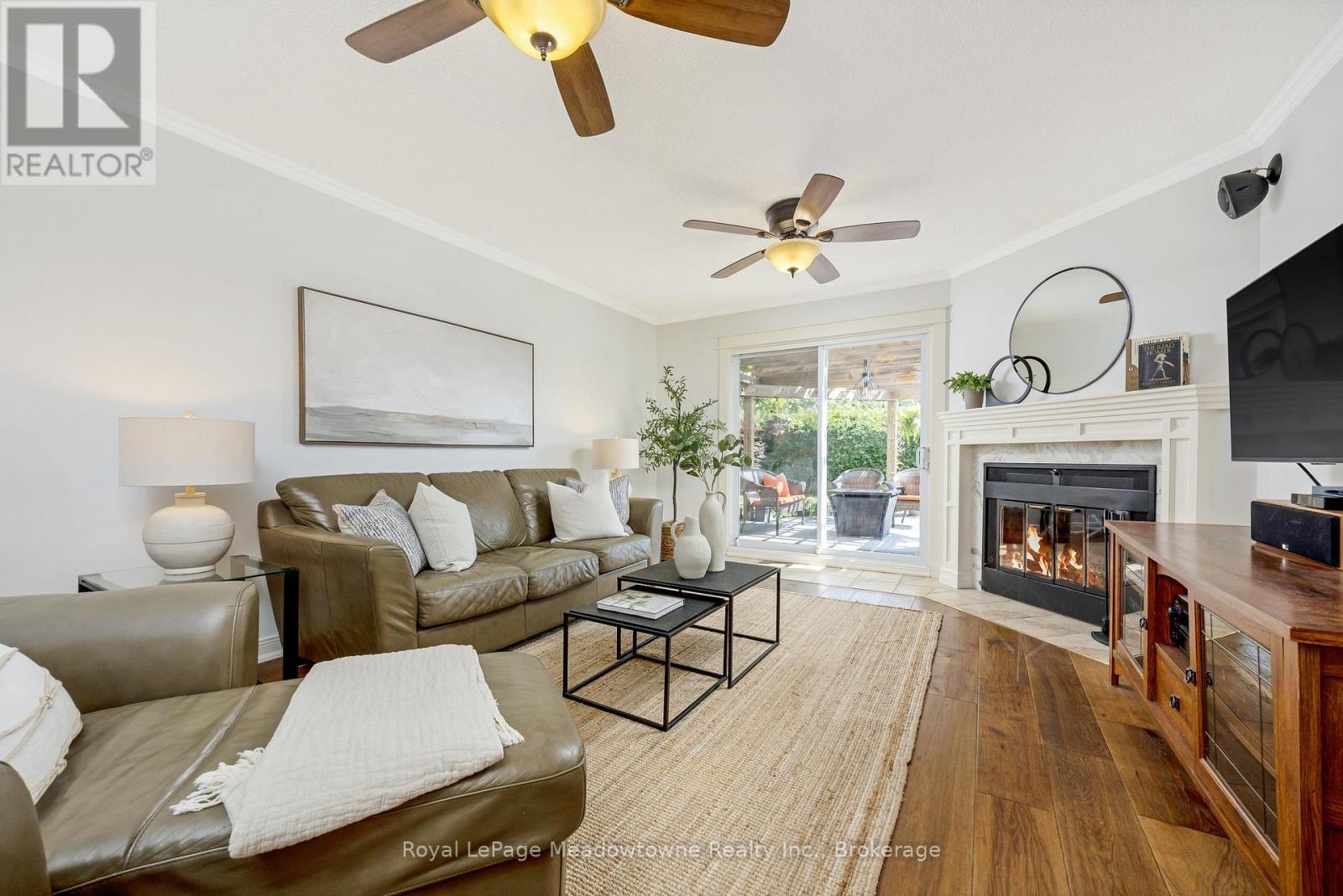 












738 ROBERTSON CRESCENT

,
Milton (TM Timberlea),




Ontario
L9T4W4

