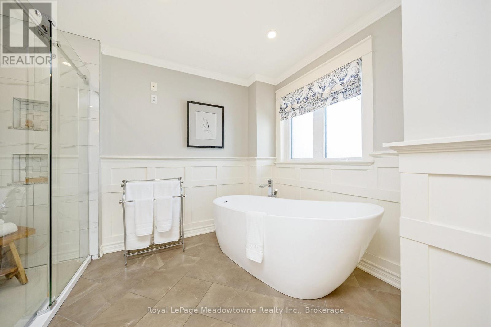 












738 ROBERTSON CRESCENT

,
Milton (TM Timberlea),




Ontario
L9T4W4

