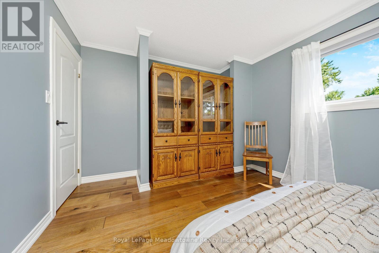 












738 ROBERTSON CRESCENT

,
Milton (TM Timberlea),




Ontario
L9T4W4

