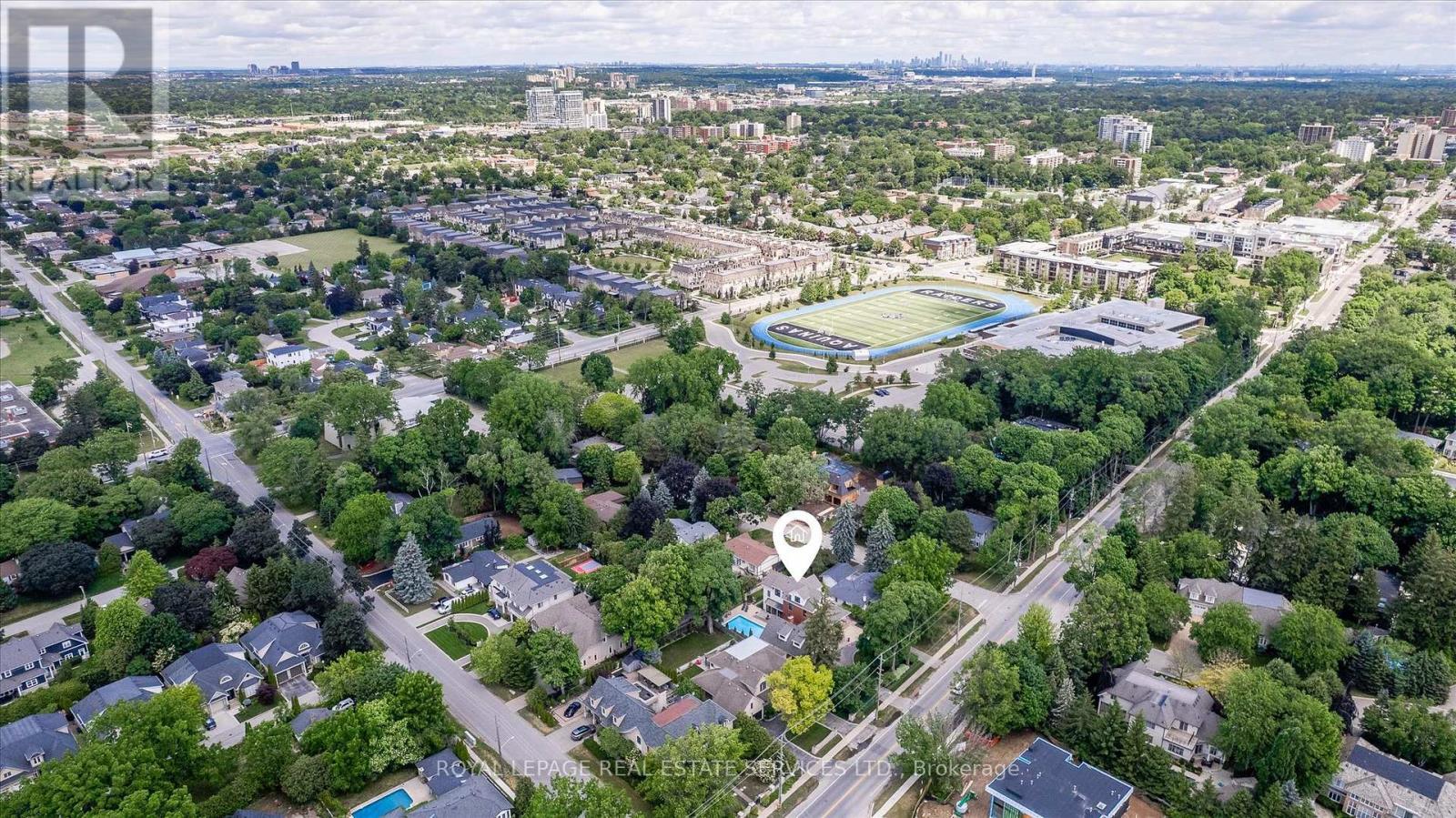 












335 LAKESHORE ROAD W

,
Oakville,




Ontario
L6K1G3

