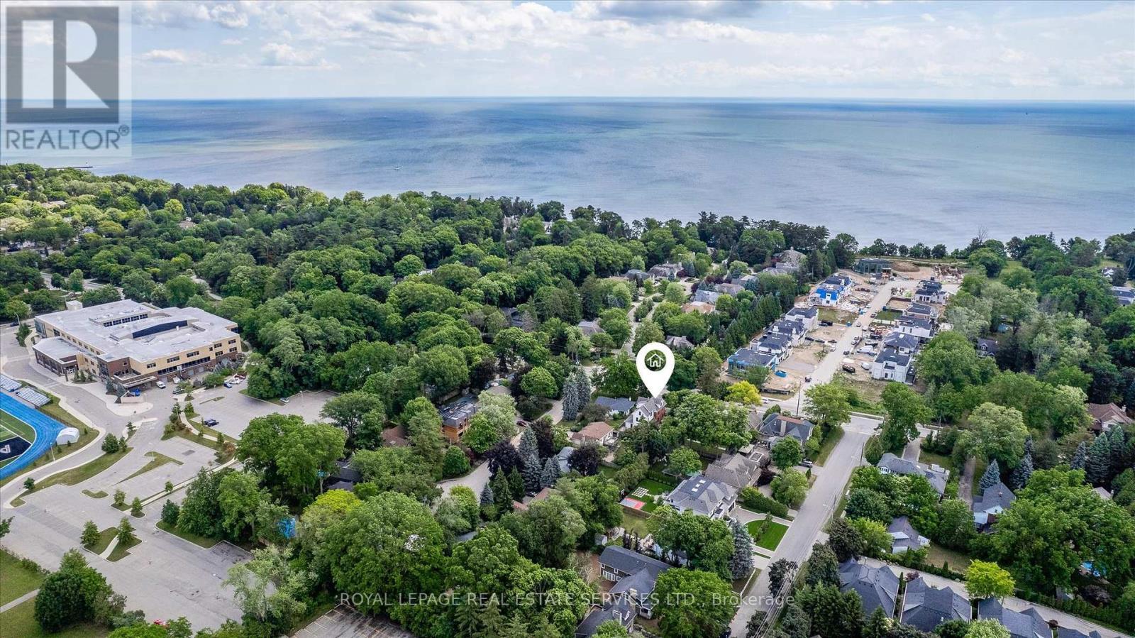 












335 LAKESHORE ROAD W

,
Oakville,




Ontario
L6K1G3

