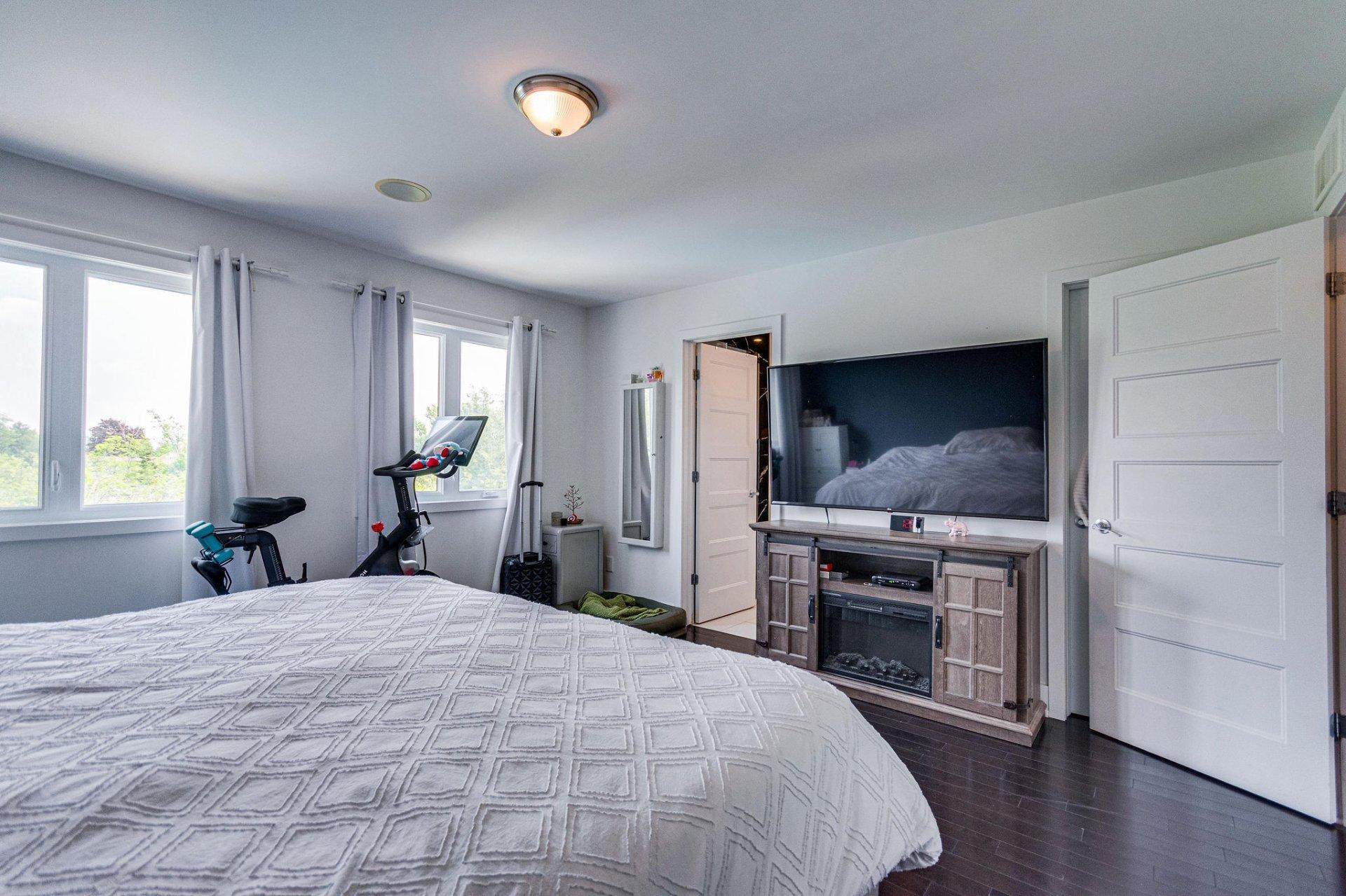 









118


Rue de la Tortue

,
Gatineau (Aylmer),




QC
J9J1N1

