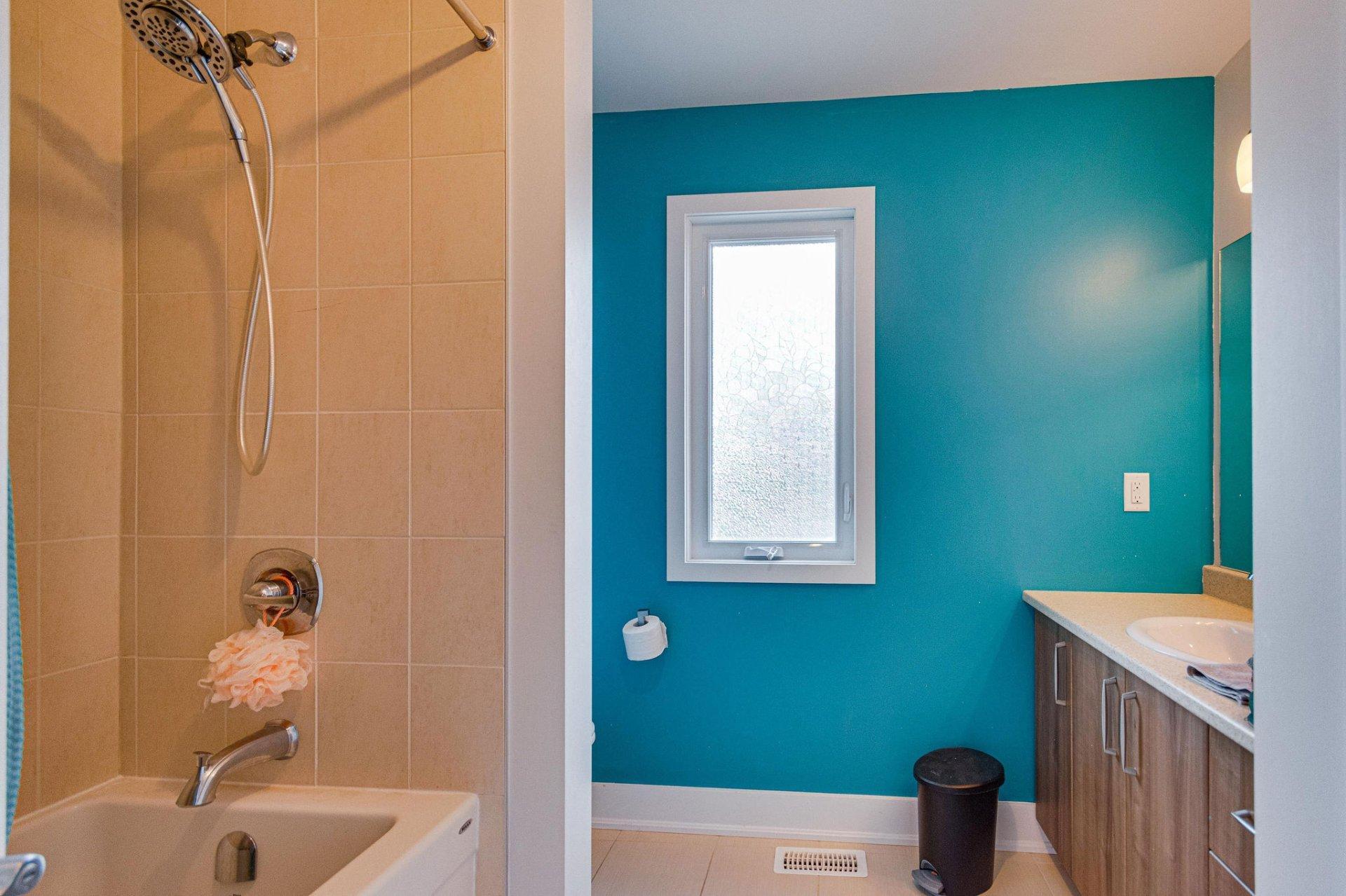









118


Rue de la Tortue

,
Gatineau (Aylmer),




QC
J9J1N1

