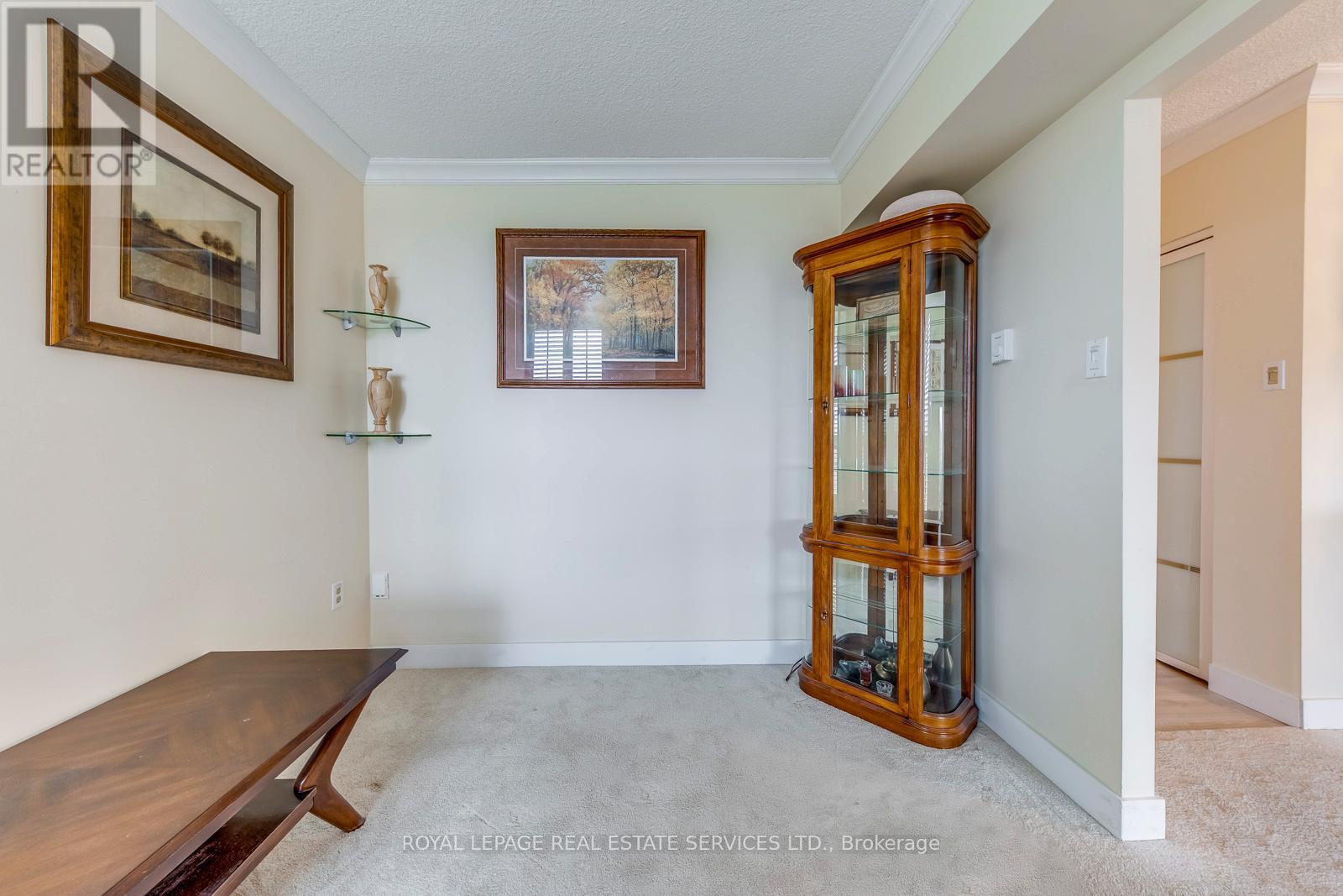 












511 - 965 INVERHOUSE DRIVE

,
Mississauga,




Ontario
L5J4B4

