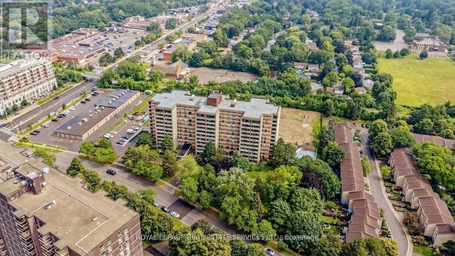 












511 - 965 INVERHOUSE DRIVE

,
Mississauga,




Ontario
L5J4B4


