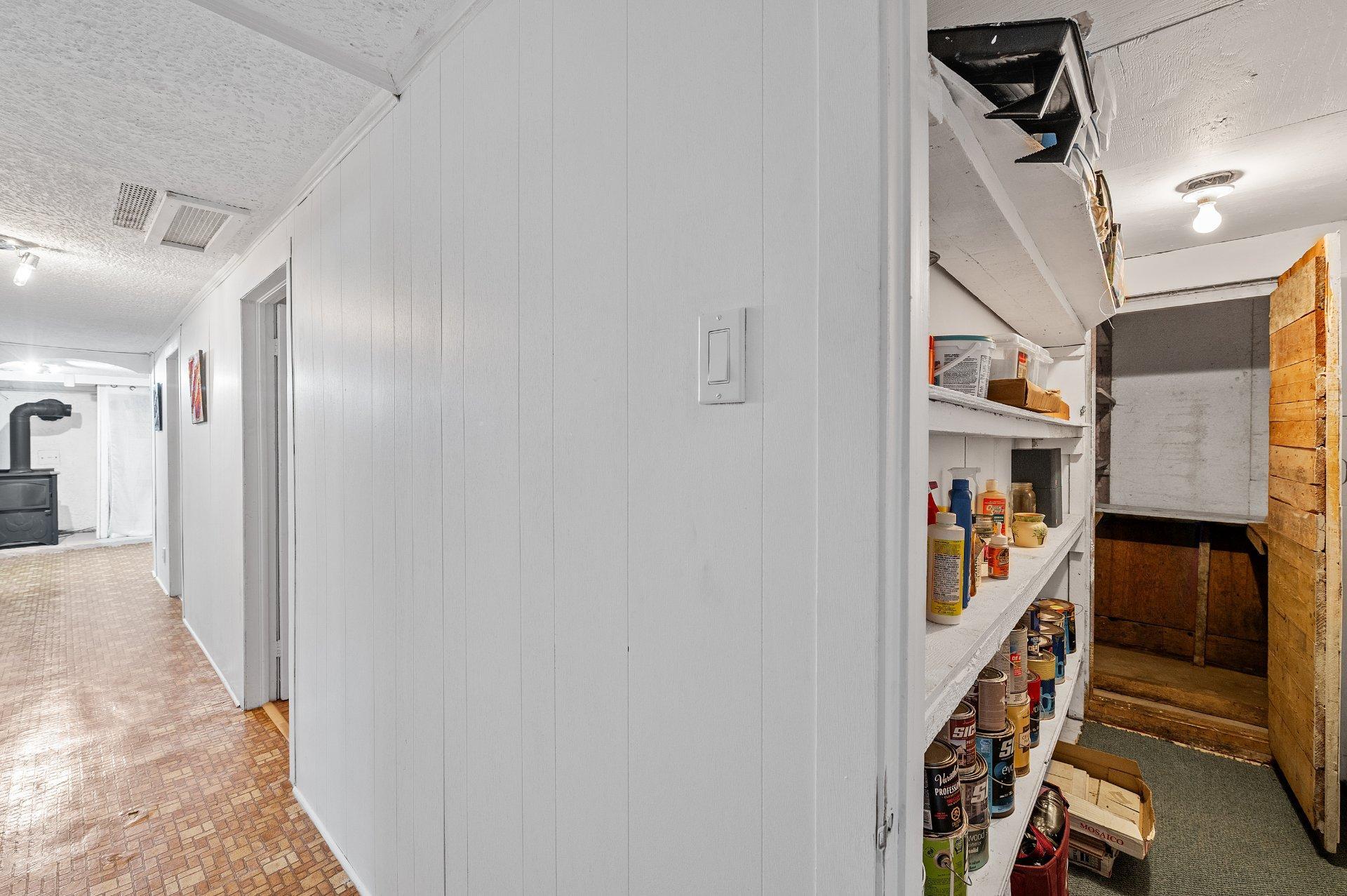 









6


Rue Liboiron

,
Sainte-Agathe-des-Monts,




QC
J8C2X3

