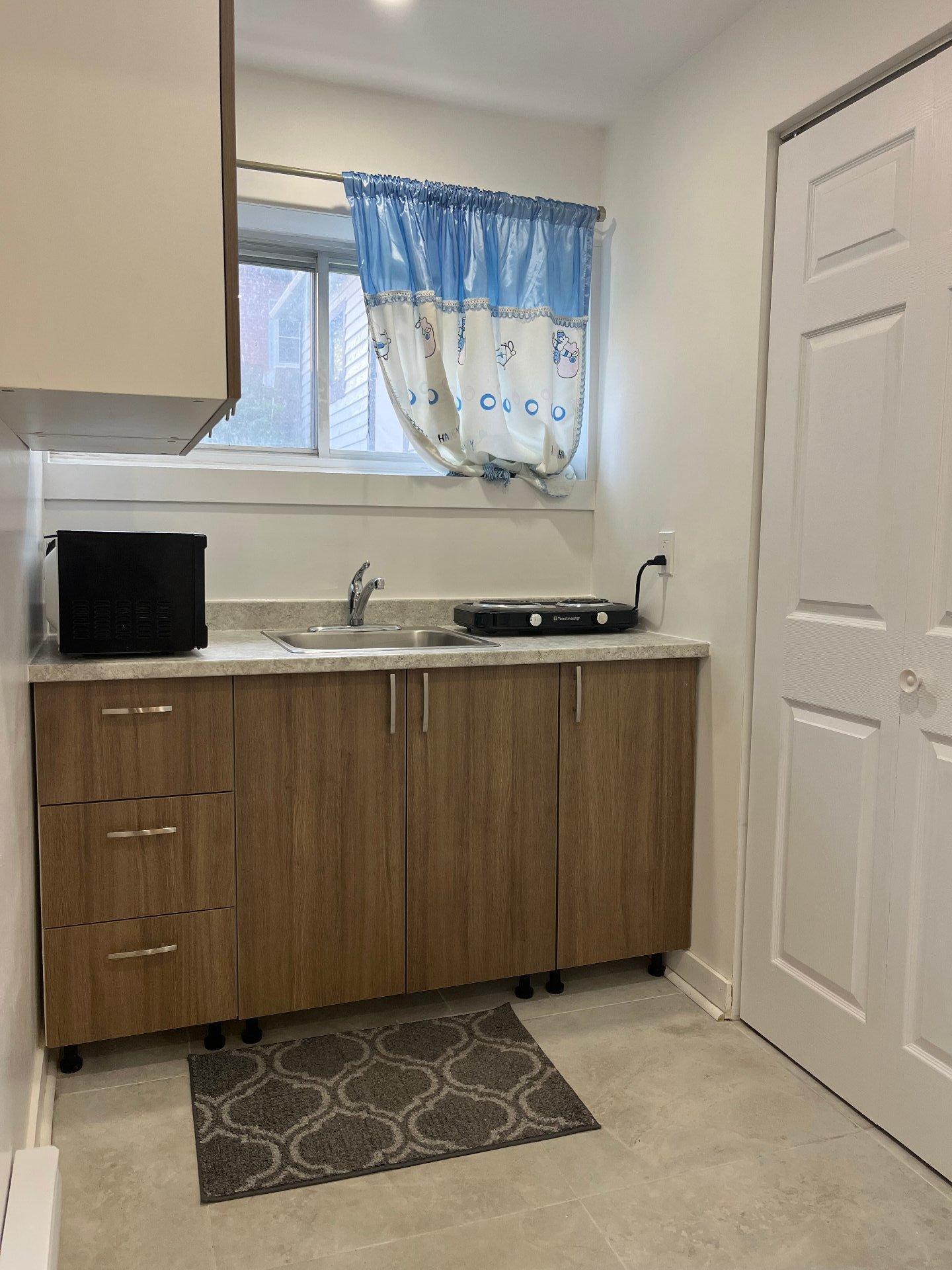 









248

 - 250


Boul. du Bon-Pasteur

, 248B,
Laval (Laval-des-Rapides),




QC
H1N3R7

