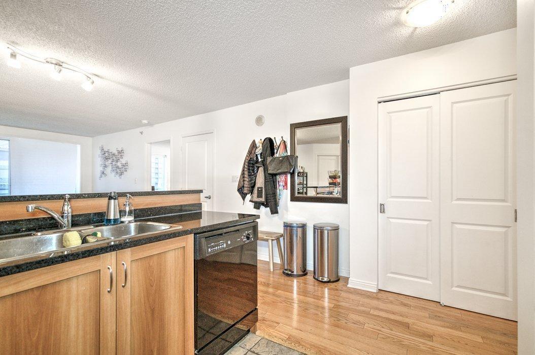 









1280


Rue St-Jacques

, 1106,
Montréal (Ville-Marie),




QC
H3C0G1

