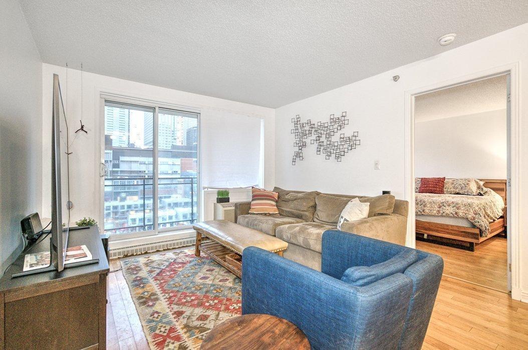 









1280


Rue St-Jacques

, 1106,
Montréal (Ville-Marie),




QC
H3C0G1

