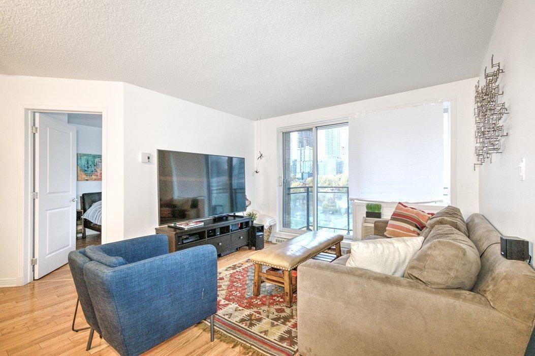 









1280


Rue St-Jacques

, 1106,
Montréal (Ville-Marie),




QC
H3C0G1

